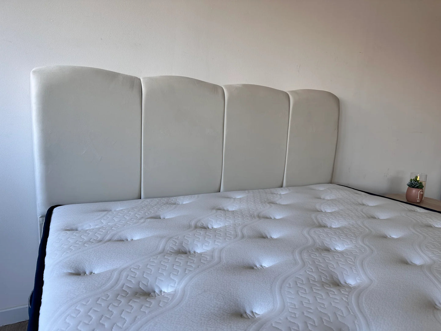 Lit Coffre CELIA BLANC CASSE - Velours