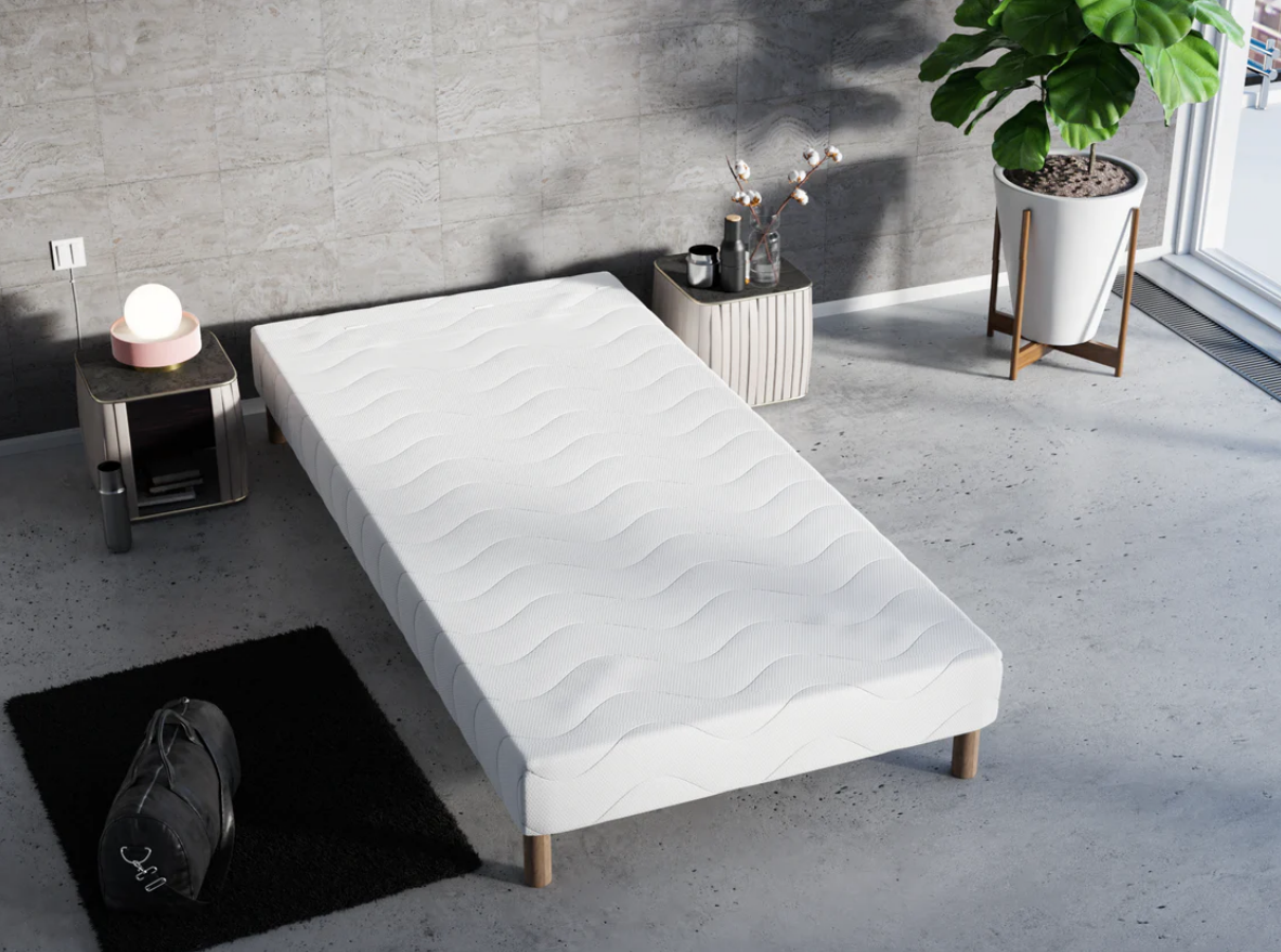 Sommier tapissier 90x190 avec pieds – 1 personne